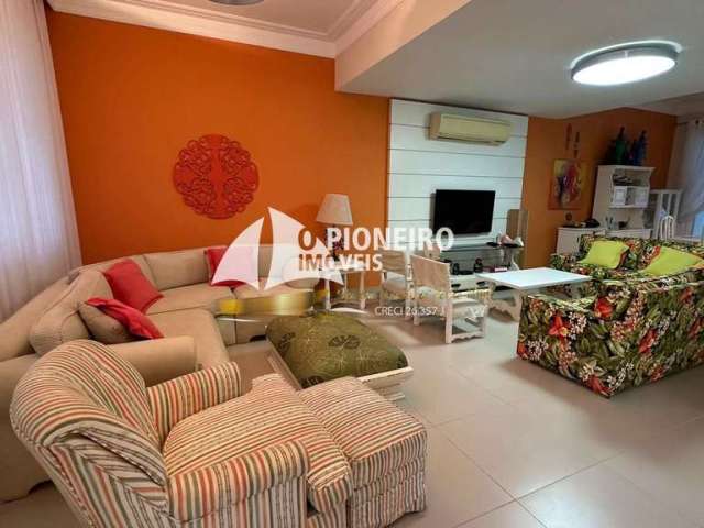 Casa em condomínio fechado com 4 quartos à venda na Avenida Mãe Bernarda, Juquehy, São Sebastião, 210 m2 por R$ 4.455.000