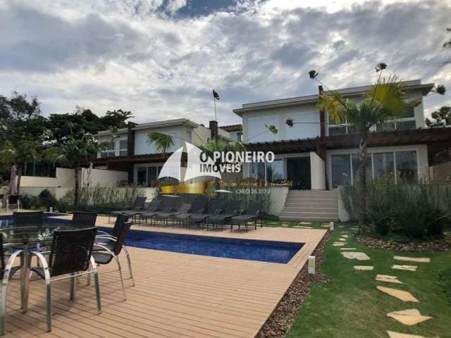 Casa de Condomínio com 3 dorms, Juquehy, São Sebastião - R$ 5.5 mi, Cod: 219