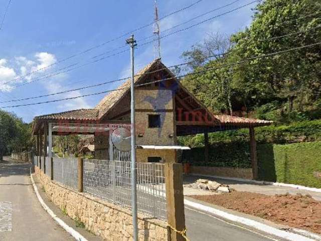 Casa em condomínio de 650m² no bairro Serra da Cantareira em Mairiporã/SP