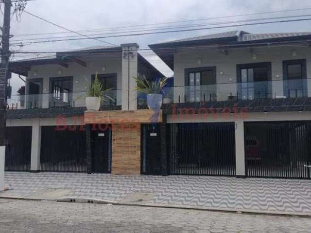 Casa em Condomínio de 50m² no bairro Maracanã em Praia Grande/SP