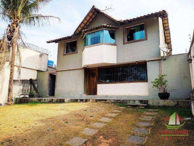 Casa com 3 dormitórios à venda, 400 m² por R$ 890.000,00 - São João Batista (Venda Nova) - Belo Horizonte/MG