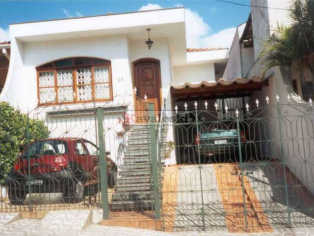 * baixou o valor * ótima casa na vila mariana com 3 dorm. sendo 1 suíte, com 3 vagas.