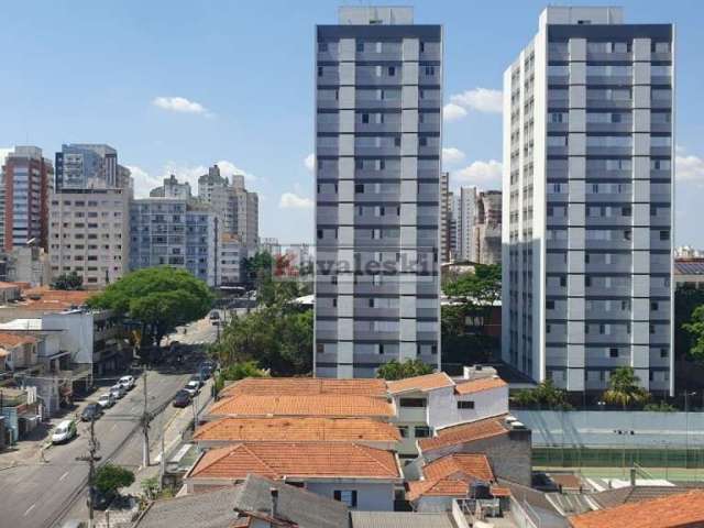 Excelente localização a 500m da Estação Sta Cruz do Metrô.