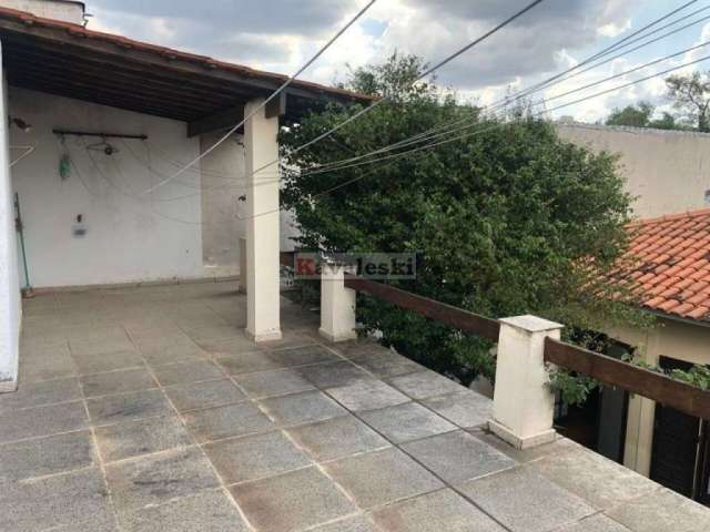 Casa c/3 dormitórios ,c/ Edícula-Local tranquilo -Bairro Jardim da Saúde ,Praça em frente