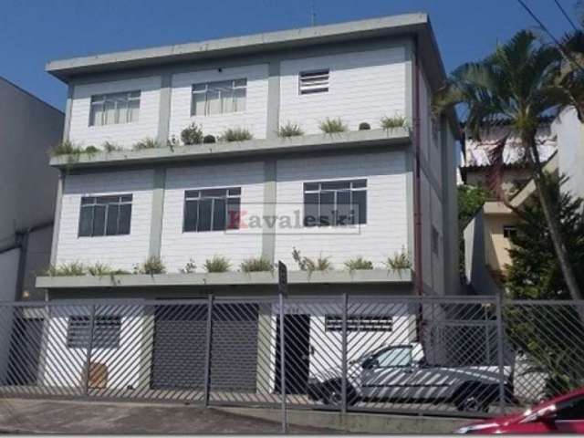 Prédio Comercial com 3 Quartos e 8 banheiros à Venda, 557 m²