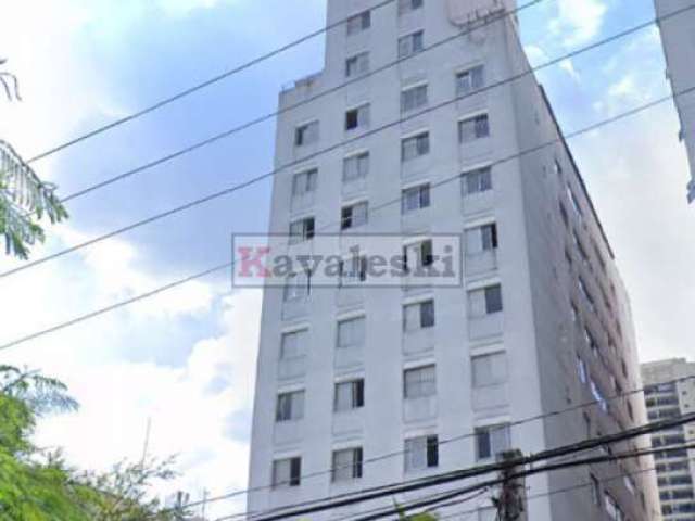 ** Lindo imóvel para a venda no Edifício Maria Fernanda (Vila Mariana) a 800 metros do metrô.