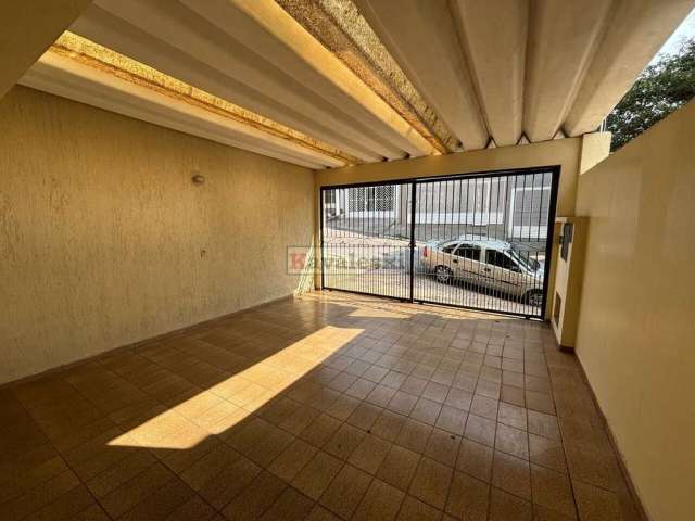 Sobrado Parque Fongaro com 3 Quartos  131 m² - 2 vagas de garagem