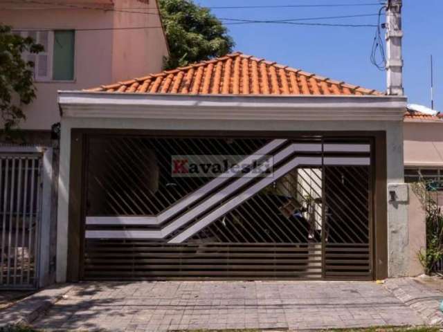 Sobrado à venda com 330m², 3 quartos e 4 vagas