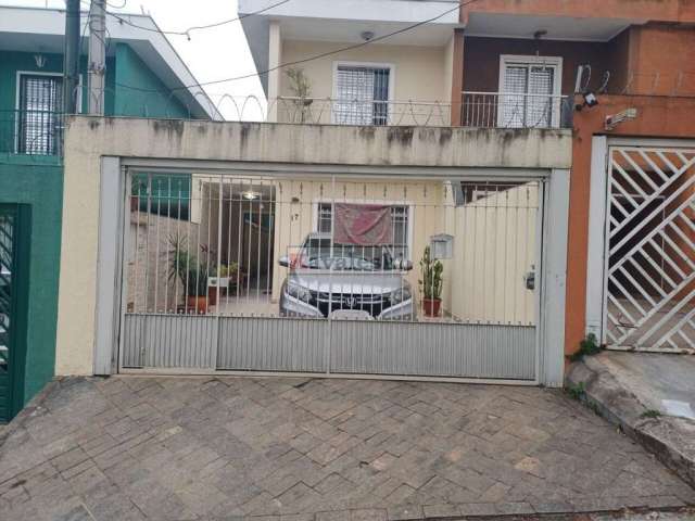 Casa com 3 Quartos e 2 banheiros à Venda, 105 m² .