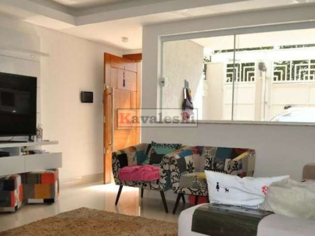 Casa à venda com 122m², 2 quartos e 2 vagas