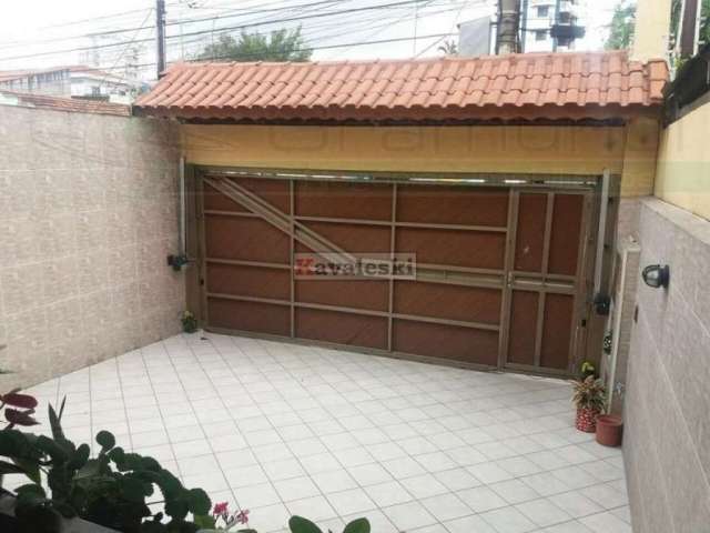 Sobrado com 4 Quartos e 4 banheiros à Venda, 270 m²