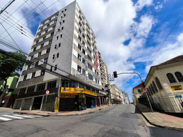 Apartamento com 2 quartos para alugar na Rua Espírito Santo, 1190, Centro, Juiz de Fora, 60 m2 por R$ 1.100