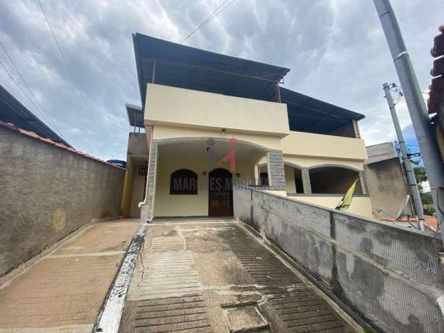 Casa com 3 quartos para alugar na Rua Humberto Valério, Progresso, Juiz de Fora, 120 m2 por R$ 1.600