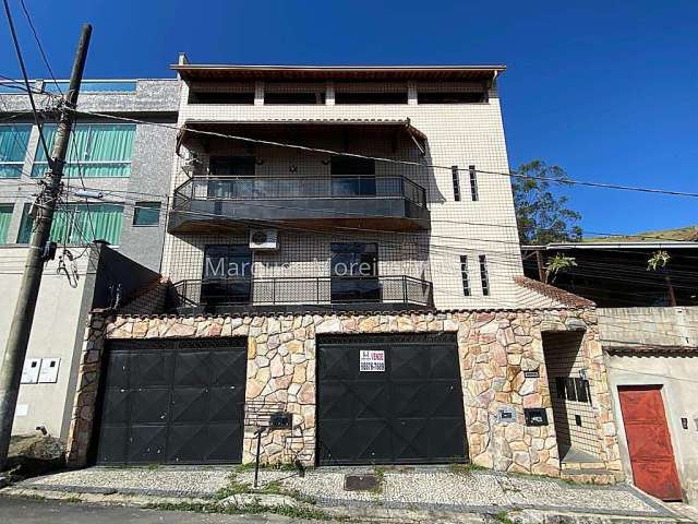 Casa com 3 quartos à venda na Rua Paulo Wilmar de Almeida, Bosque dos Pinheiros, Juiz de Fora, 160 m2 por R$ 540.000