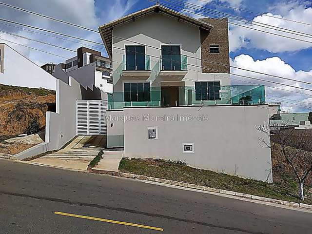 Casa em condomínio fechado com 3 quartos à venda na Rua Doutor João Navarro Saggioro (N Gramado), Nova Gramado, Juiz de Fora, 200 m2 por R$ 890.000