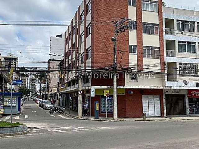 Apartamento com 3 quartos à venda na Rua Padre João Emílio, Passos, Juiz de Fora, 104 m2 por R$ 480.000