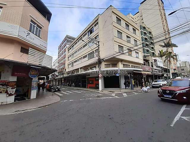 Apartamento com 3 quartos à venda na Rua Barbosa Lima, Centro, Juiz de Fora, 118 m2 por R$ 280.000