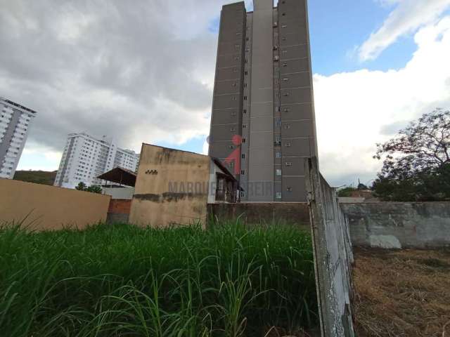 Terreno à venda na Cleonice Rainho, Aeroporto, Juiz de Fora, 360 m2 por R$ 400.000