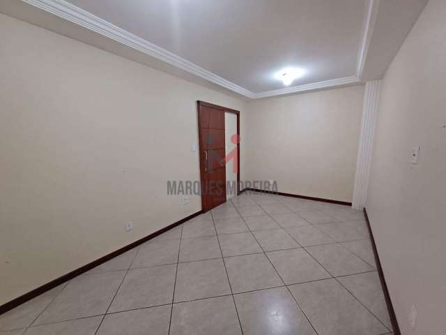 Casa com 3 quartos à venda na Rua Tupi, Santa Terezinha, Juiz de Fora, 129 m2 por R$ 485.000