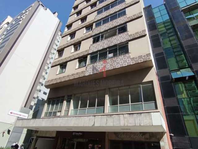 Apartamento com 3 quartos à venda na Avenida Barão do Rio Branco, 1894, Centro, Juiz de Fora, 160 m2 por R$ 597.000