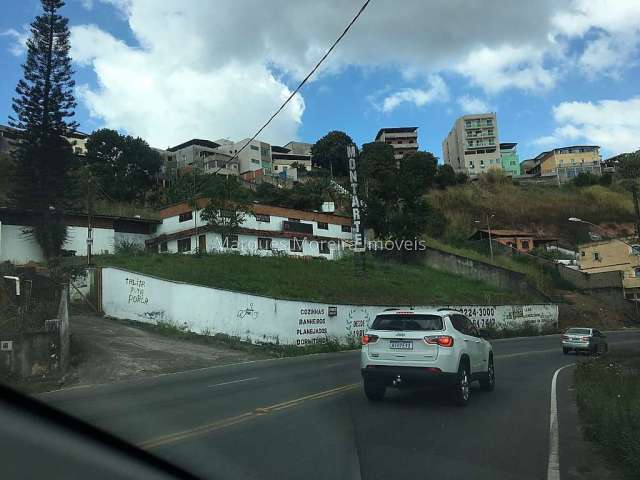 Barracão / Galpão / Depósito à venda na Rua Paracatu, Santa Terezinha, Juiz de Fora, 1800 m2 por R$ 2.800.000