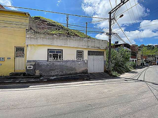 Casa com 2 quartos à venda na Rua Otávio Pereira Torres, Marumbi, Juiz de Fora, 95 m2 por R$ 128.000