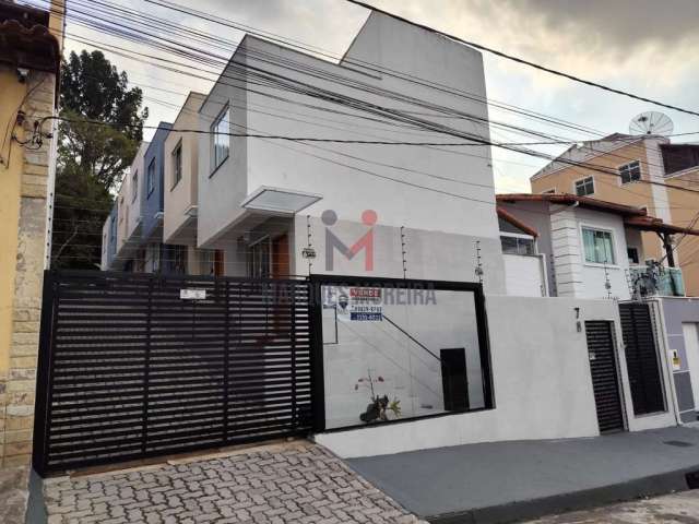 Casa em condomínio fechado com 2 quartos à venda na Rua Laura Mascarenhas Guzela, 78, Monte Castelo, Juiz de Fora, 82 m2 por R$ 249.000