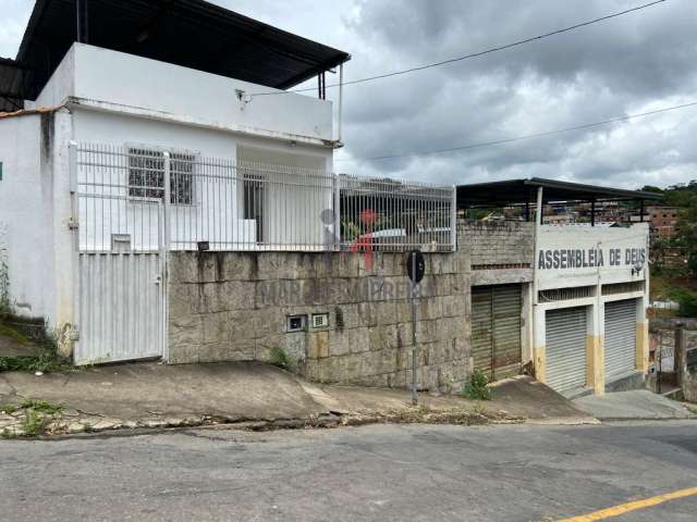 Casa comercial à venda na Rua Guilherme Debussy, Borboleta, Juiz de Fora, 450 m2 por R$ 495.000