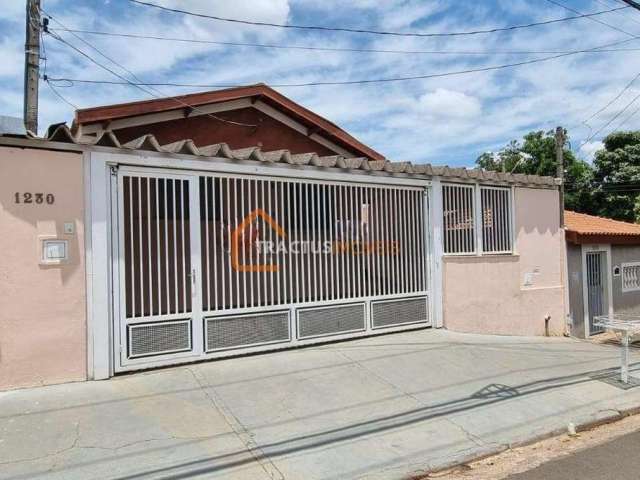 Casa para Venda em Santa Bárbara D`Oeste, Centro, 4 dormitórios, 2 banheiros, 2 vagas