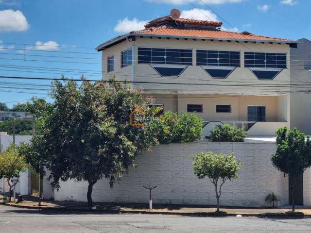 Casa à venda 2 suítes - 295m² em Santa Bárbara d´Oeste , Bairro Rochele com ampla área construída.