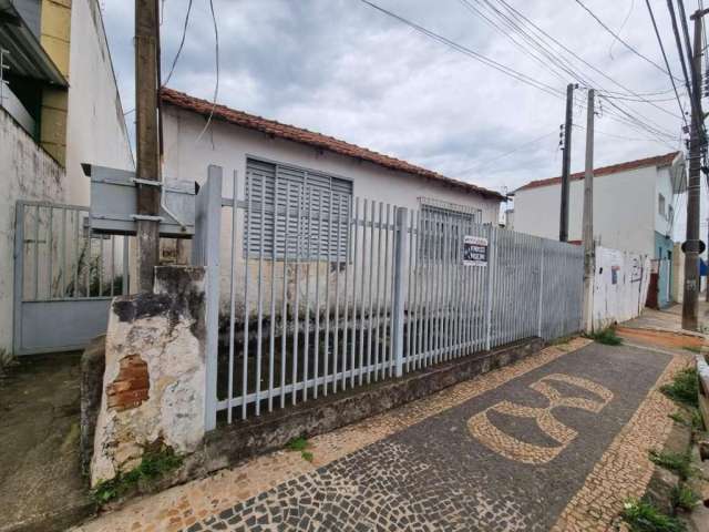 Casa à Venda em Santa Bárbara D`Oeste / SP - Perfeito para investidores - Localização Excelente - Região Central