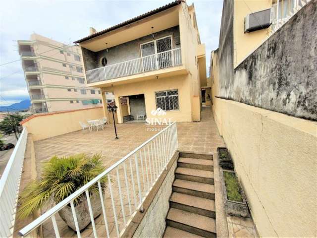 Casa com 4 quartos à venda na Rua Tejupa, 9999999, Vila da Penha, Rio de Janeiro por R$ 990.000