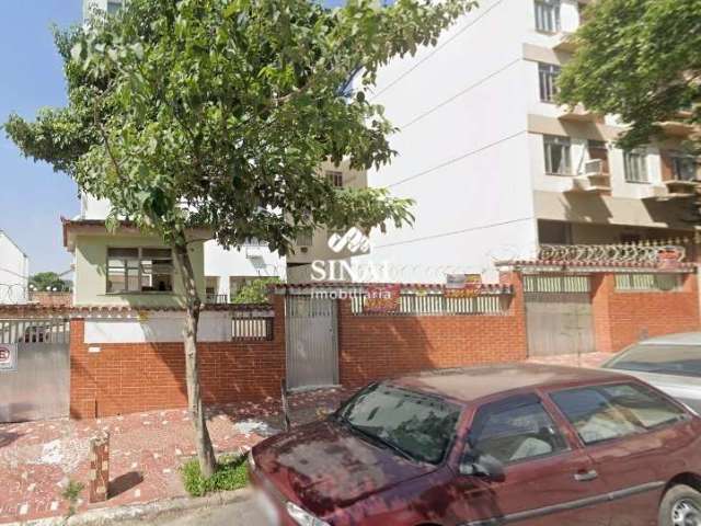Apartamento com 2 quartos para alugar na Rua Doutor Weischenk, 37, Penha, Rio de Janeiro por R$ 560