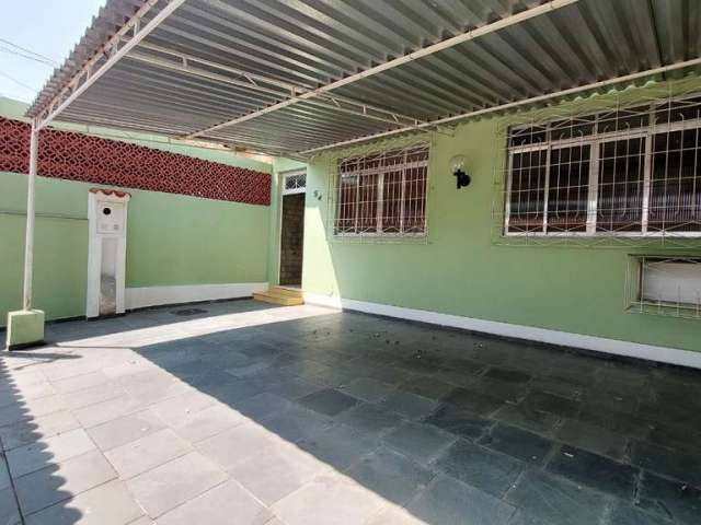 Casa com 3 quartos à venda na Irituia, 54, Braz de Pina, Rio de Janeiro por R$ 450.000