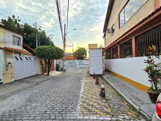 Casa em condomínio fechado com 3 quartos à venda na Itapera, 286, Irajá, Rio de Janeiro por R$ 590.000