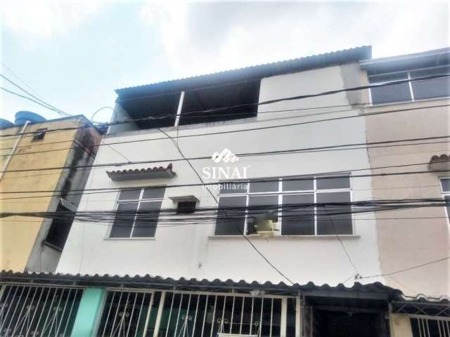 Casa com 2 quartos à venda na Rua Cumata, 99999999, Anchieta, Rio de Janeiro por R$ 230.000