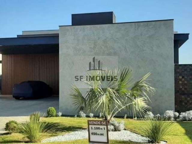 Excelente casa térrea de 450m², 4 suítes, à venda no Residencial Saint Patrick