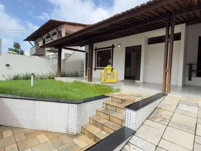 Casa com 3 dormitórios à venda, 245 m² por R$ 650.000,00 - Candelária - Natal/RN