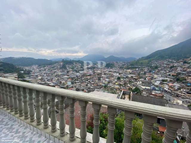 Casa para Venda em Teresópolis, São Pedro, 3 dormitórios, 1 suíte, 1 banheiro, 1 vaga