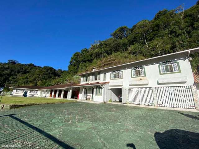 Casa em Condomínio para Venda em Teresópolis, Carlos Guinle, 4 dormitórios, 2 suítes, 4 banheiros, 5 vagas