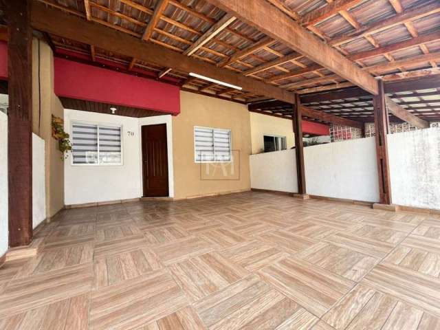 Casa em condomínio fechado com 3 quartos à venda na Terminal Santa Cândida, 221, Santa Cândida, Curitiba por R$ 469.000