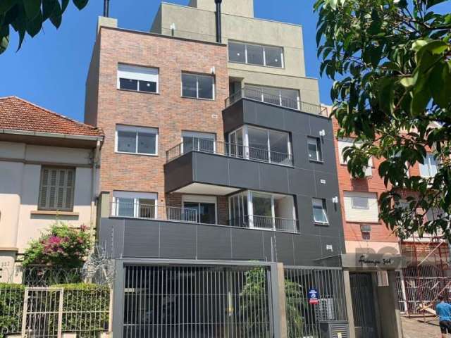 Apartamento com 3 dormitórios e 75m² de área privativa, living para dois ambientes, cozinha com churrasqueira e área de serviços. Com 01 vaga de garagem coberta. O Edifício residencial Firenze, compos