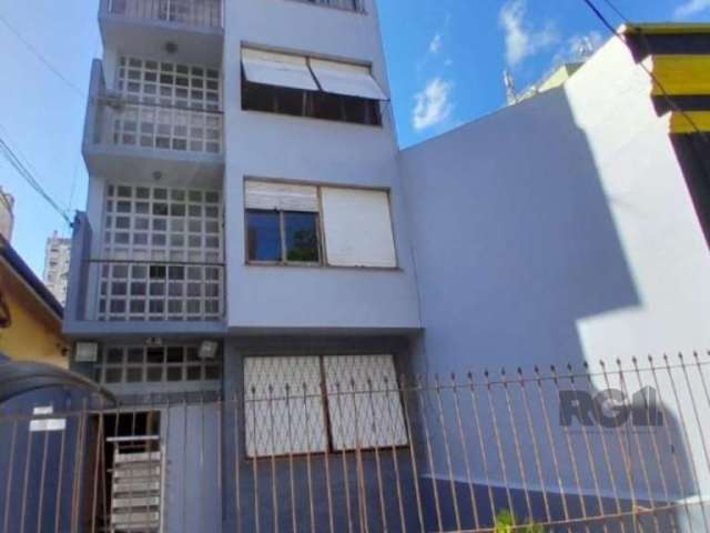 Vendo apartamento na cidade baixa.&lt;BR&gt;02 dormitórios, sala, cozinha e banheiro. Hambiente bem localizado, ventilado e arejado.