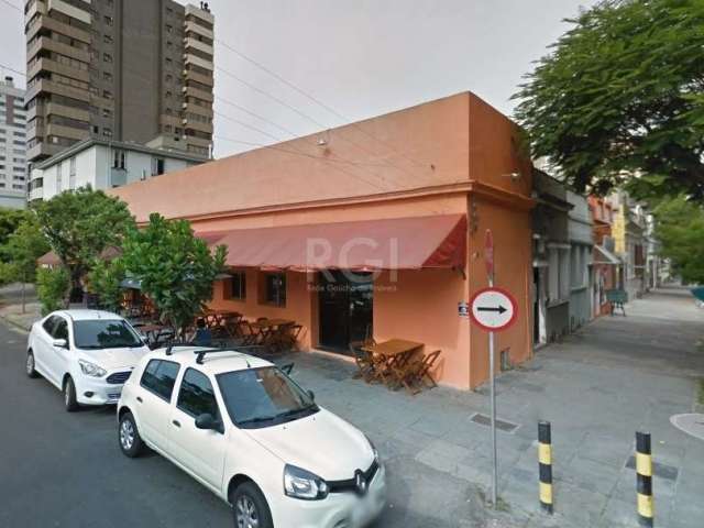 Otimo ponto comercial na rua botafogo esquina gonçalves dias, no centro do bairro menino deus, com área de 107,93m2, ampla e bem localizada para comercio. Próximo de todos os recursos do bairro.