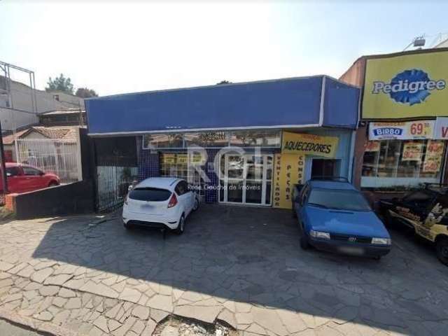 Loja | Petrópolis &lt;BR&gt;&lt;BR&gt;Ótima oportunidade de ponto comercial loja muito bem localizada no bairro Petrópolis parte de grande movimentação ótimo acesso para clientes conta com estacioname