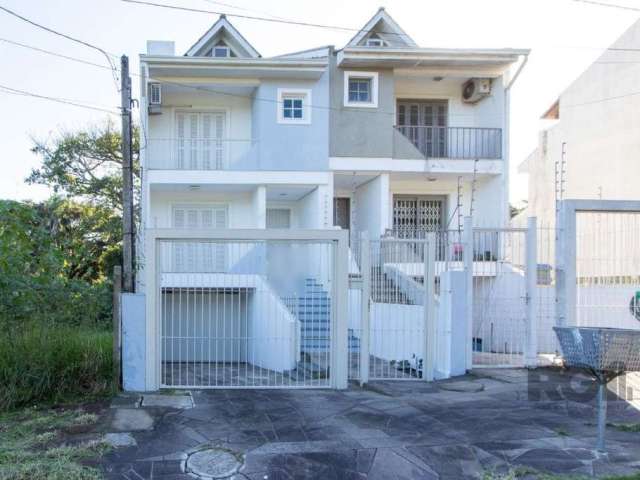 Venha conhecer esta encantadora residência localizada no bairro Espírito Santo com espaços amplos, esta casa oferece o conforto e a praticidade que você procura.&lt;BR&gt;&lt;BR&gt;Ao adentrar, você s