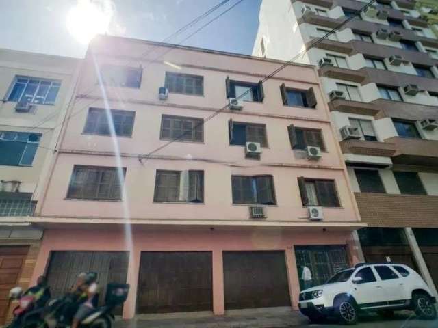 Apartamento Térreo de 2 dormitórios com pátio na cidade Baixa em Porto Alegre/RS.  &lt;BR&gt;Ótimo apartamento com hall de entrada, living, 2 dormitórios transformado em 3, cozinha,  dependência, banh