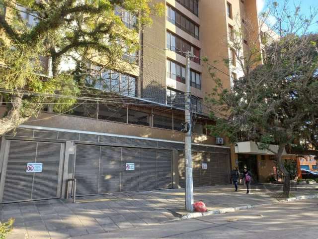 Sala comercial, 37,08 m² área privativa. Posição frente com janela panorâmica. Orientação solar norte, piso frio, split instalado, nicho de ar condicionado. Box  escriturado e coberto.&lt;BR&gt;Prédio