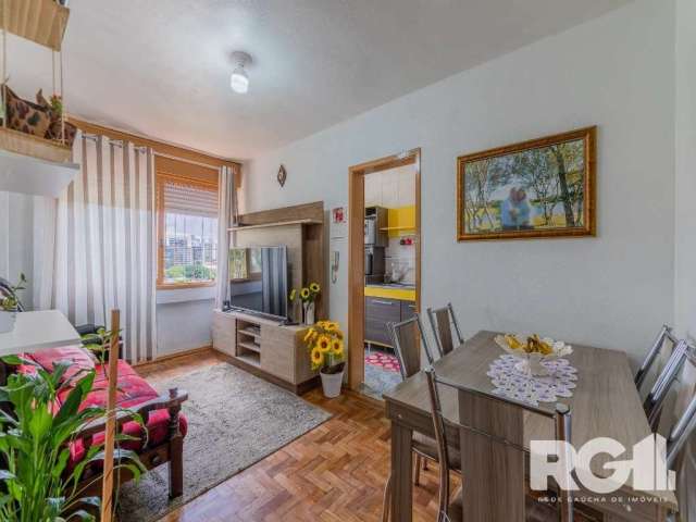 Apartamento 2 dormitórios no bairro Partenon&lt;BR&gt;&lt;BR&gt;Excelente apartamento de dois dormitórios, living, cozinha, área de serviços e banheiro.  55m² de área privativa, 7º andar com vista liv