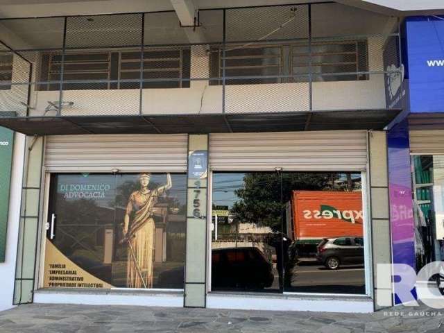 Sala comercial localizada na Av. Santos Ferreira com 90m², com mezanino, 01 banheiro e cozinha. Loja pronta com 3 salas distintas, com recepção. Região comercial da Santos Ferreira, próximo ao Hospita